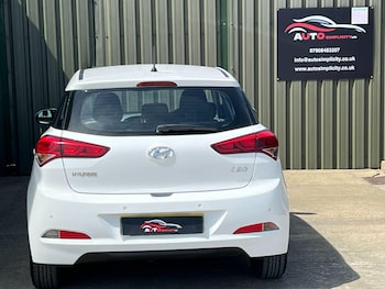 Used Hyundai i20 2015 for sale - 78760679: Photo