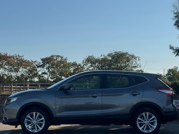Used Nissan Qashqai 2015 for sale - 79547967: Photo