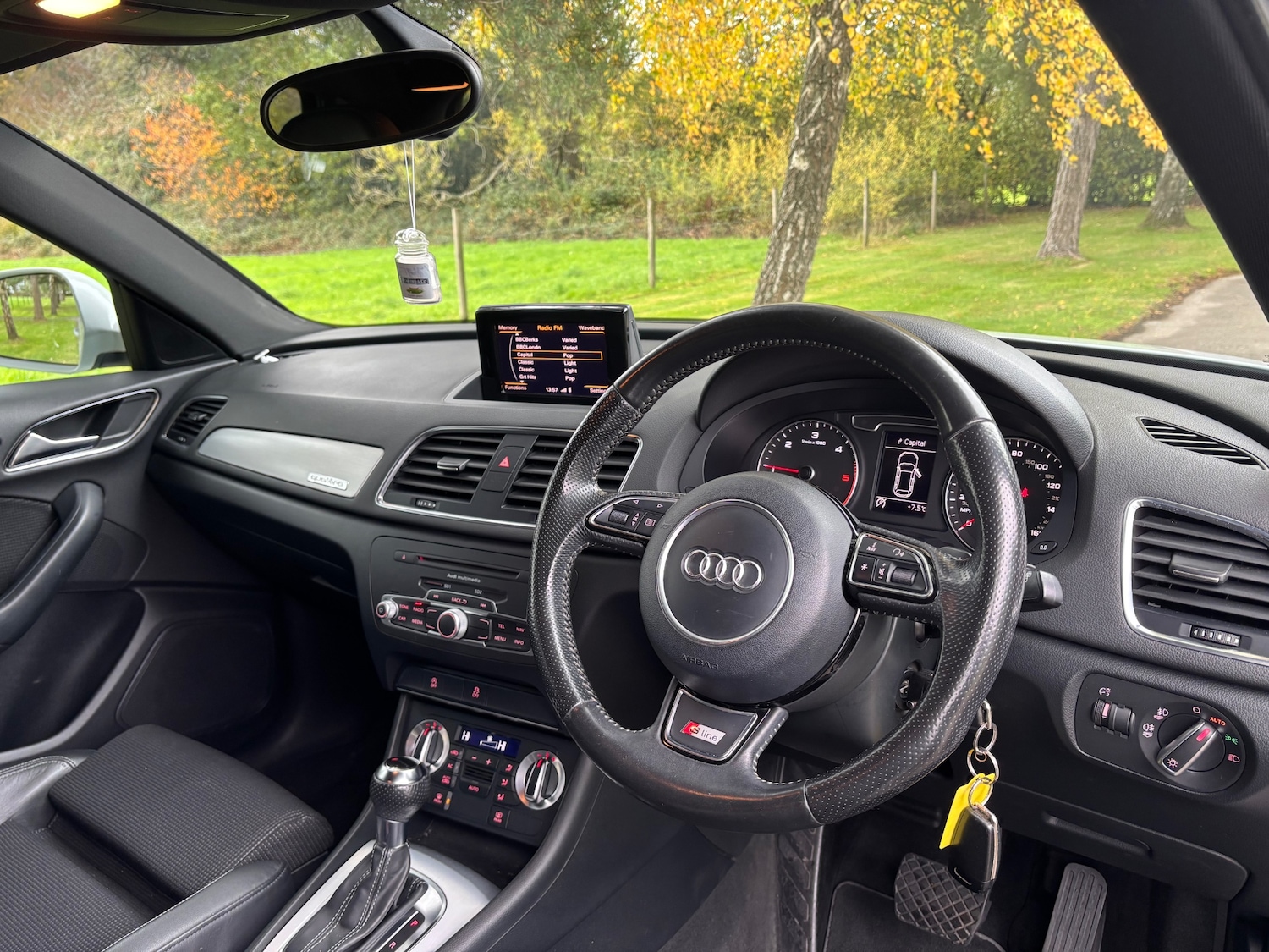 Used Audi Q3 2013 for sale - 76380395: Photo 11