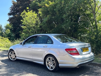 Used Mercedes-Benz C-Class 2009 for sale - 76225499: Photo 3
