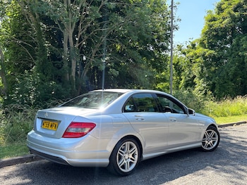 Used Mercedes-Benz C-Class 2009 for sale - 76225499: Photo 4