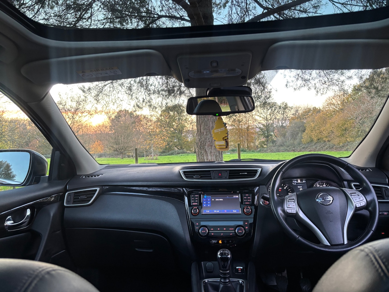 Used Nissan Qashqai 2017 for sale - 76741464: Photo 11