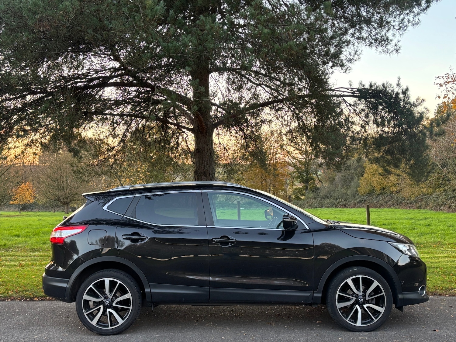 Used Nissan Qashqai 2017 for sale - 76741464: Photo 5