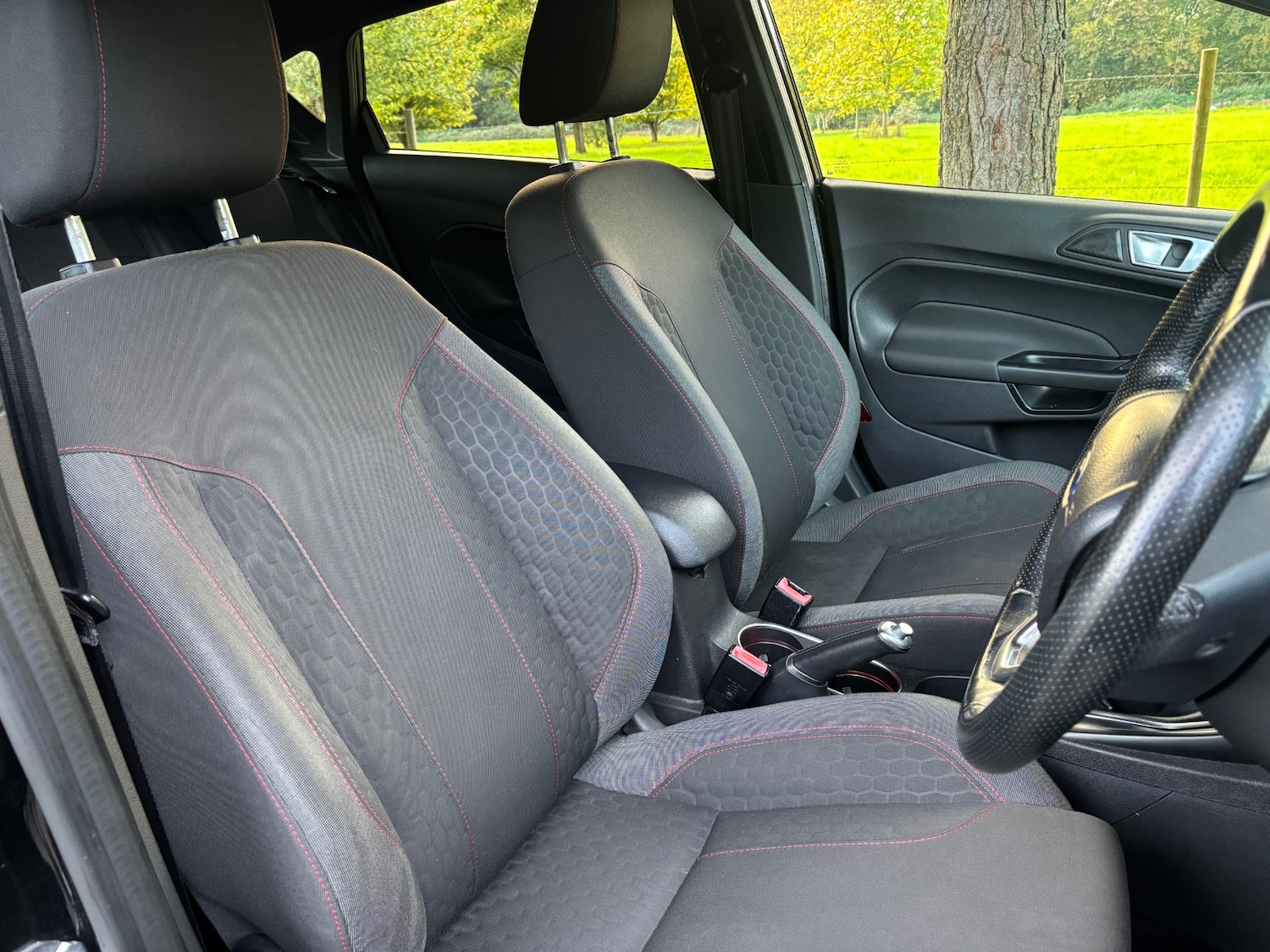 Used Ford Fiesta 2017 for sale - 76306094: Photo 7