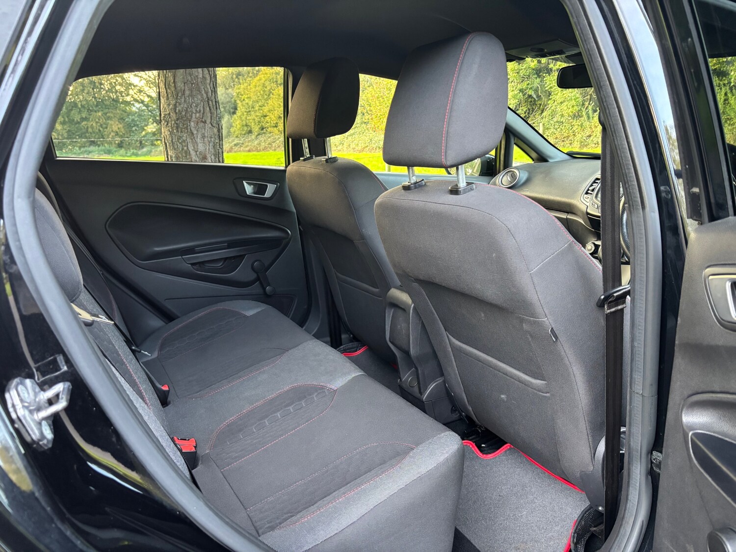 Used Ford Fiesta 2017 for sale - 76306094: Photo 9