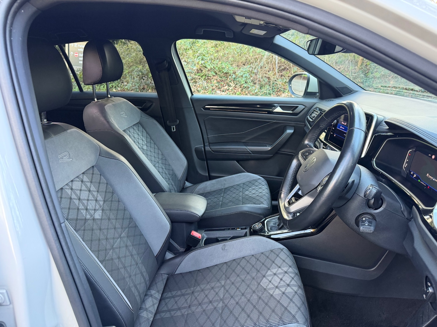 Used Volkswagen T-Roc 2023 for sale - 78112754: Photo 7