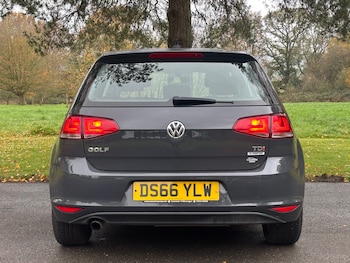 Used Volkswagen Golf 2016 for sale - 76515758: Photo