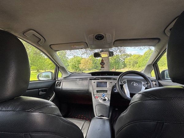 Used Toyota Prius 2014 for sale - 76246369: Photo 10