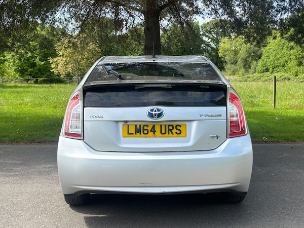 Used Toyota Prius 2014 for sale - 76246369: Photo 16