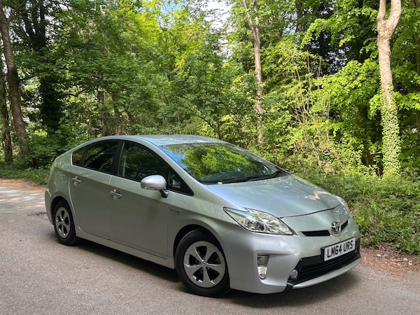 Used Toyota Prius 2014 for sale - 76246369: Photo 1