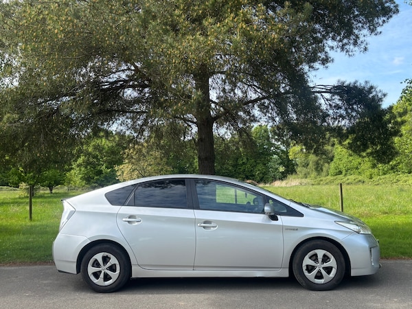 Used Toyota Prius 2014 for sale - 76246369: Photo 6