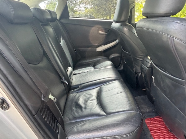 Used Toyota Prius 2014 for sale - 76246369: Photo 8