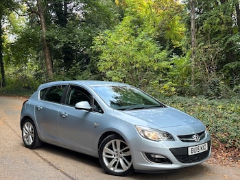 Vauxhall - Astra