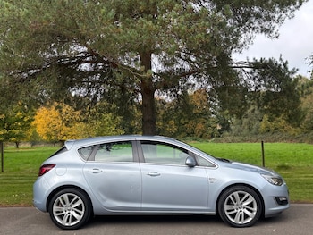 Used Vauxhall Astra 2015 for sale - 76232845: Photo 3