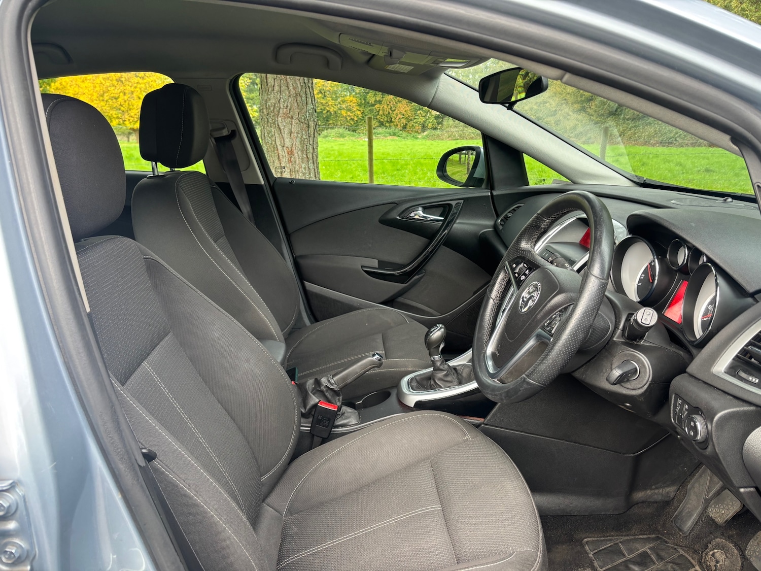 Used Vauxhall Astra 2015 for sale - 76232845: Photo 4