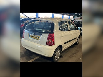 Used Kia Picanto 2010 for sale - 76780422: Photo