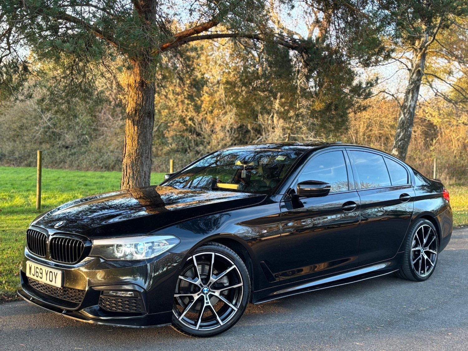 Used BMW 5 Series 2019 for sale - 76656932: Photo 2