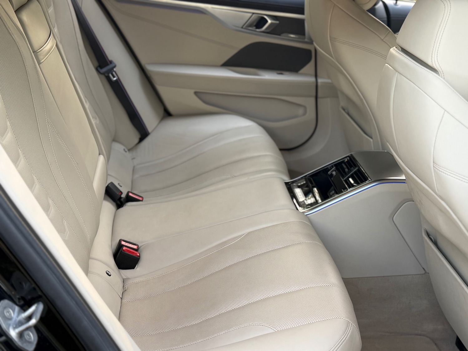 Used BMW 8 Series 2020 for sale - 78184144: Photo 5