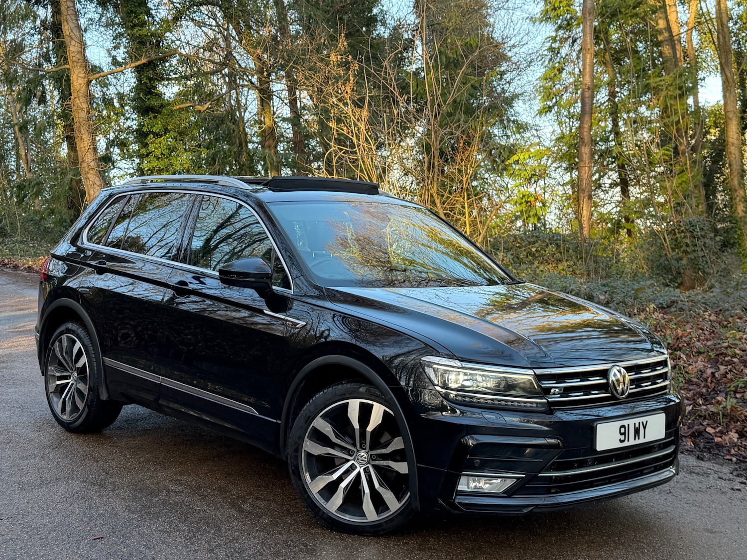 Used Volkswagen Tiguan 2016 for sale - 77162477: Photo 1
