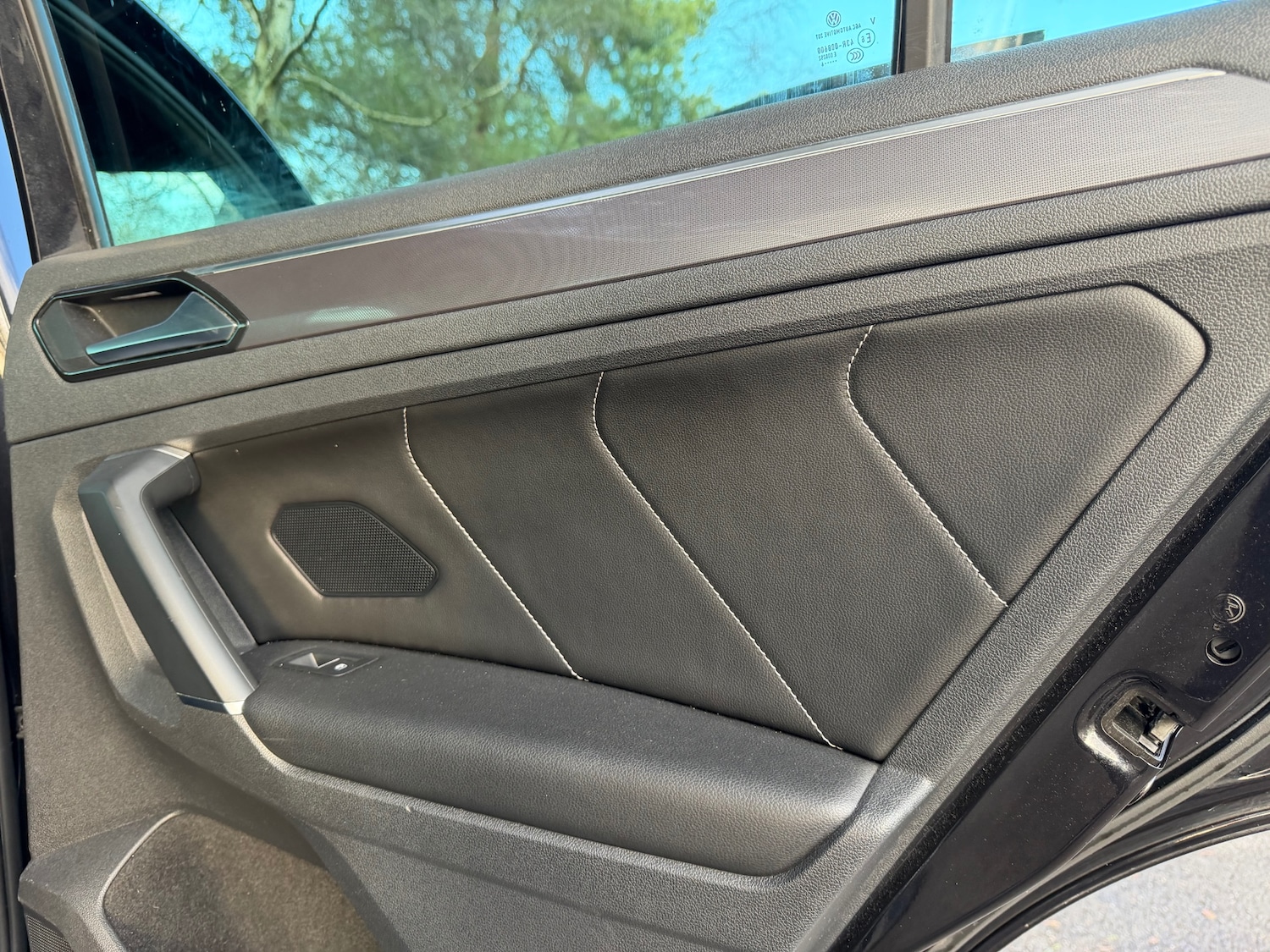 Used Volkswagen Tiguan 2016 for sale - 77162477: Photo 10