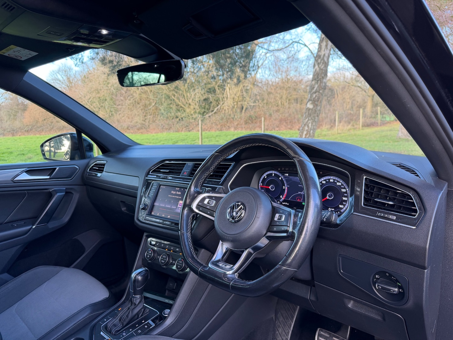 Used Volkswagen Tiguan 2016 for sale - 77162477: Photo 11