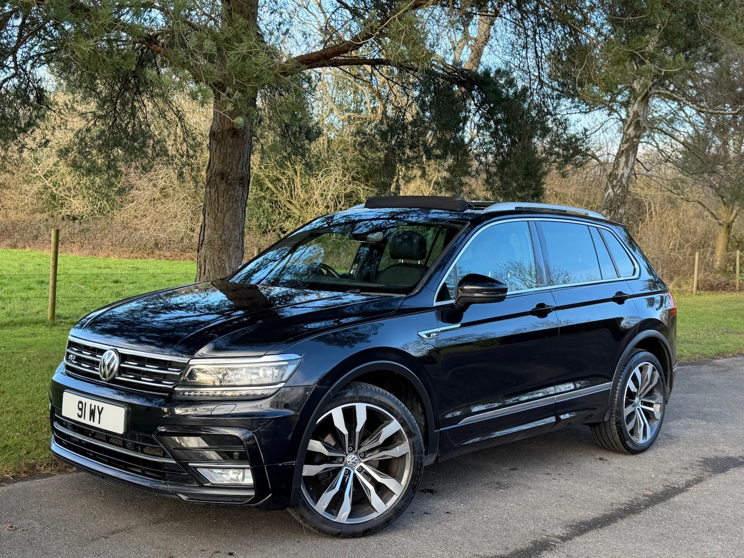 Used Volkswagen Tiguan 2016 for sale - 77162477: Photo 3