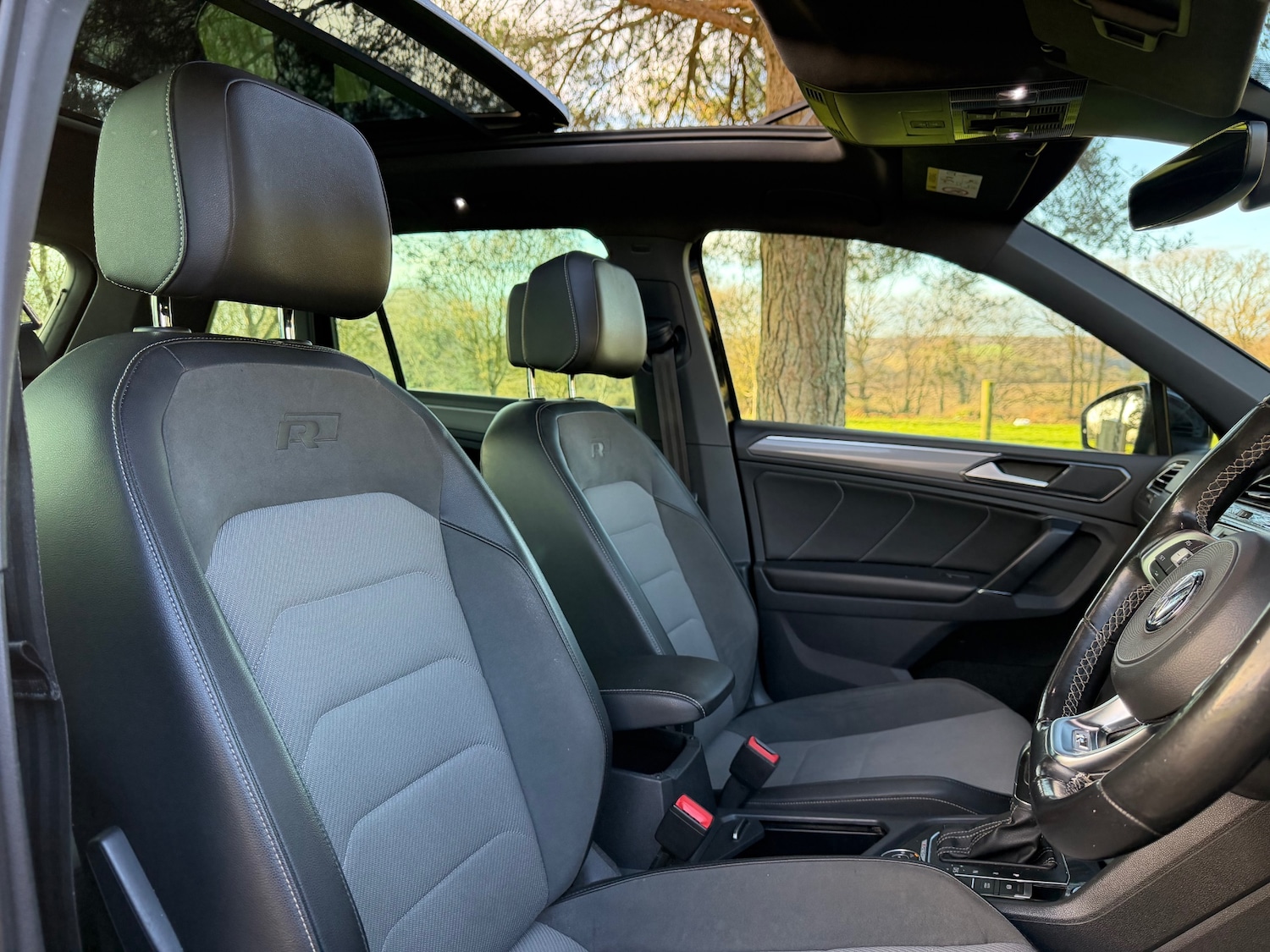 Used Volkswagen Tiguan 2016 for sale - 77162477: Photo 6