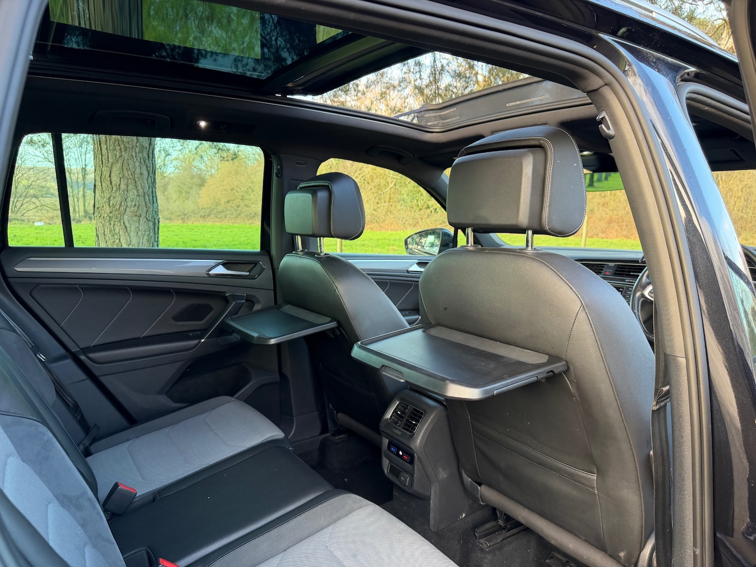 Used Volkswagen Tiguan 2016 for sale - 77162477: Photo 9