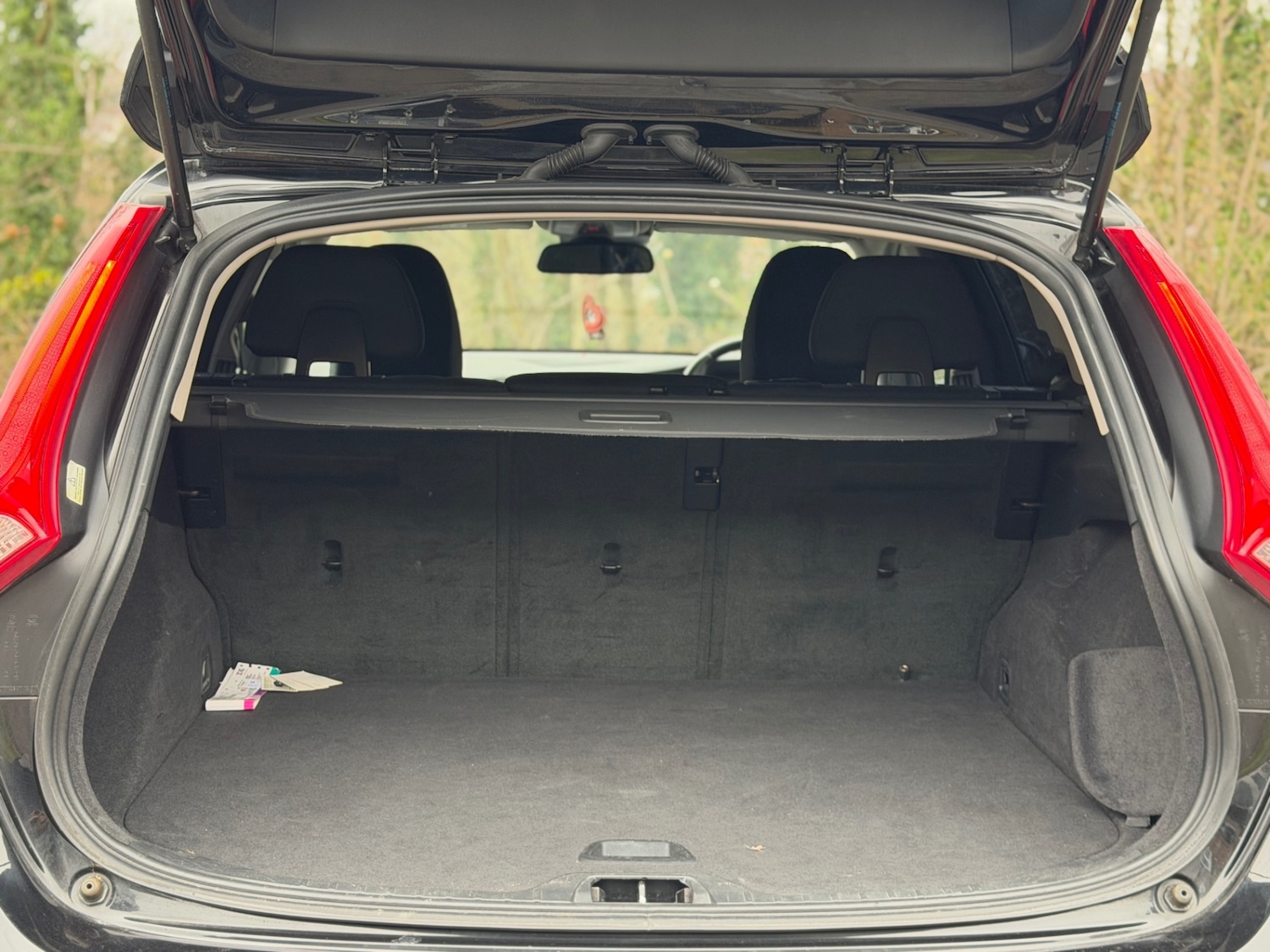 Used Volvo V60 2018 for sale - 78085669: Photo 15