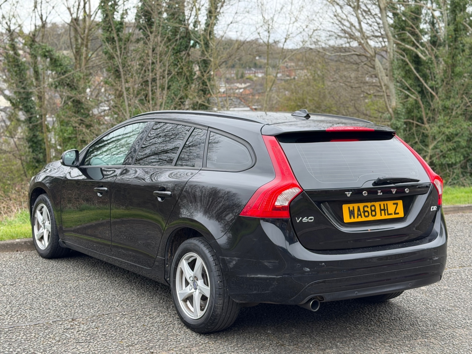 Used Volvo V60 2018 for sale - 78085669: Photo 8
