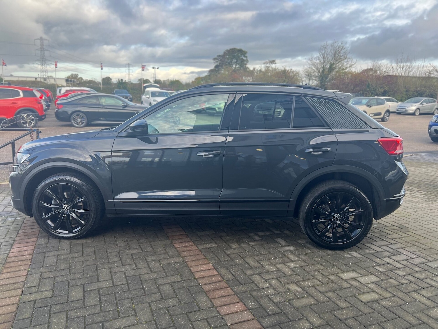 Used Volkswagen T-Roc 2021 for sale - 76659821: Photo 10