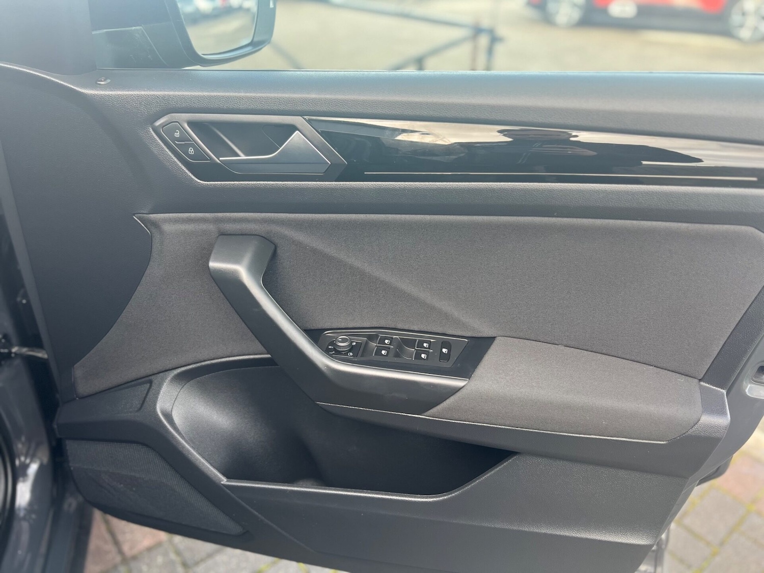 Used Volkswagen T-Roc 2021 for sale - 76659821: Photo 18