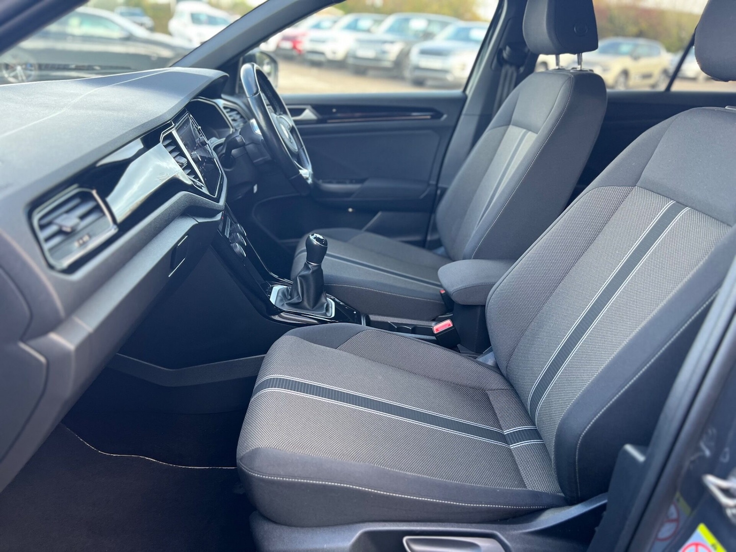 Used Volkswagen T-Roc 2021 for sale - 76659821: Photo 25