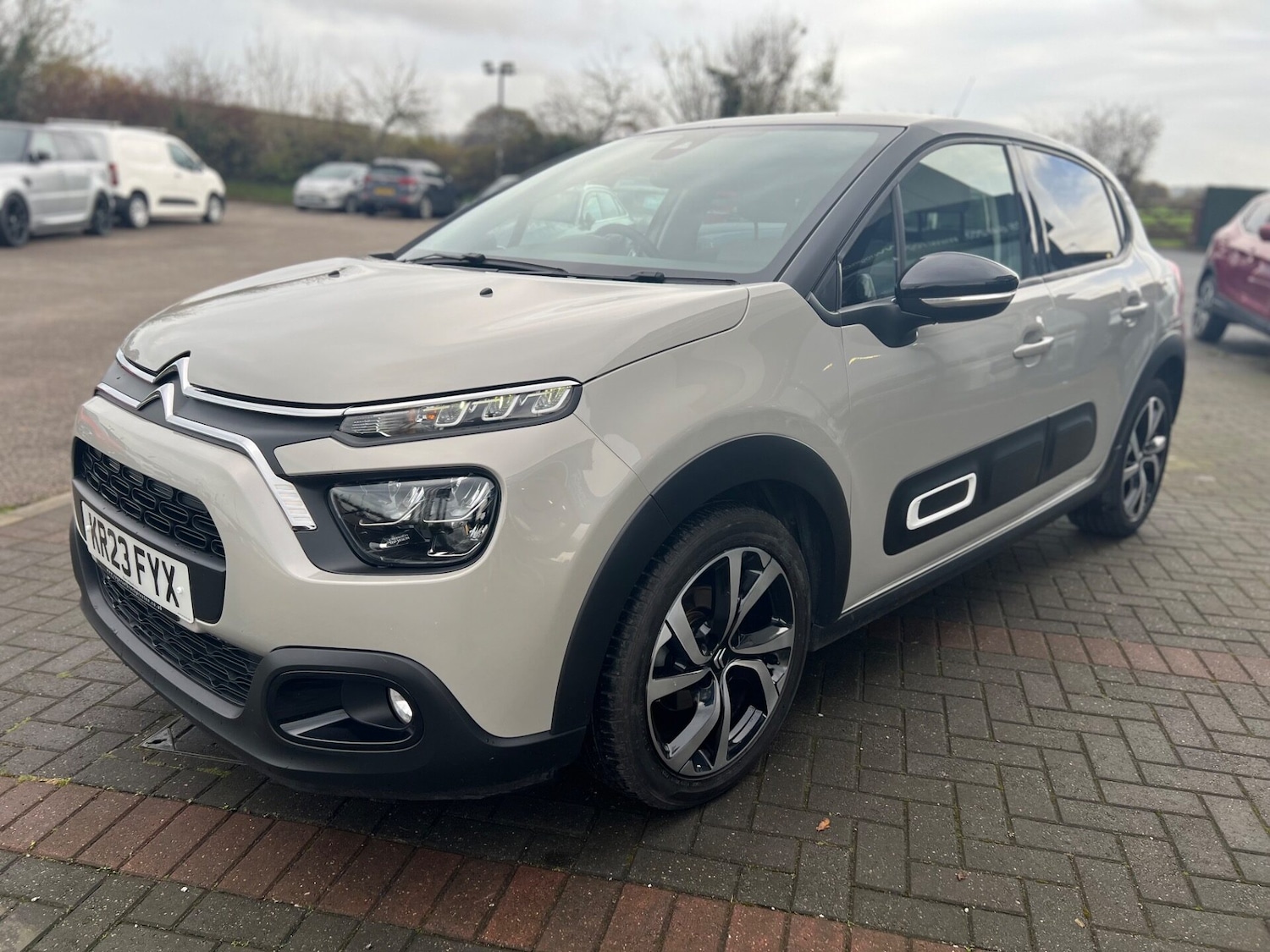 Used Citroen C3 2023 for sale - 76659817: Photo 11