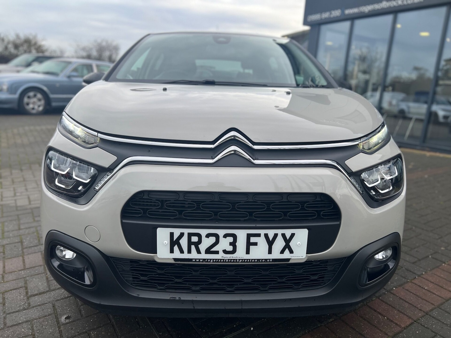 Used Citroen C3 2023 for sale - 76659817: Photo 4