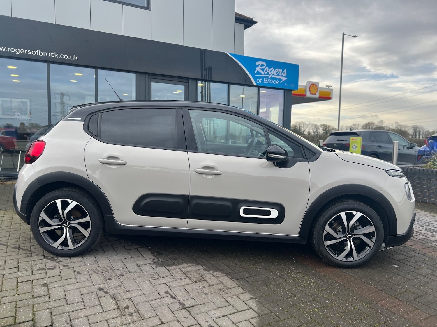 Used Citroen C3 2023 for sale - 76659817: Photo 6