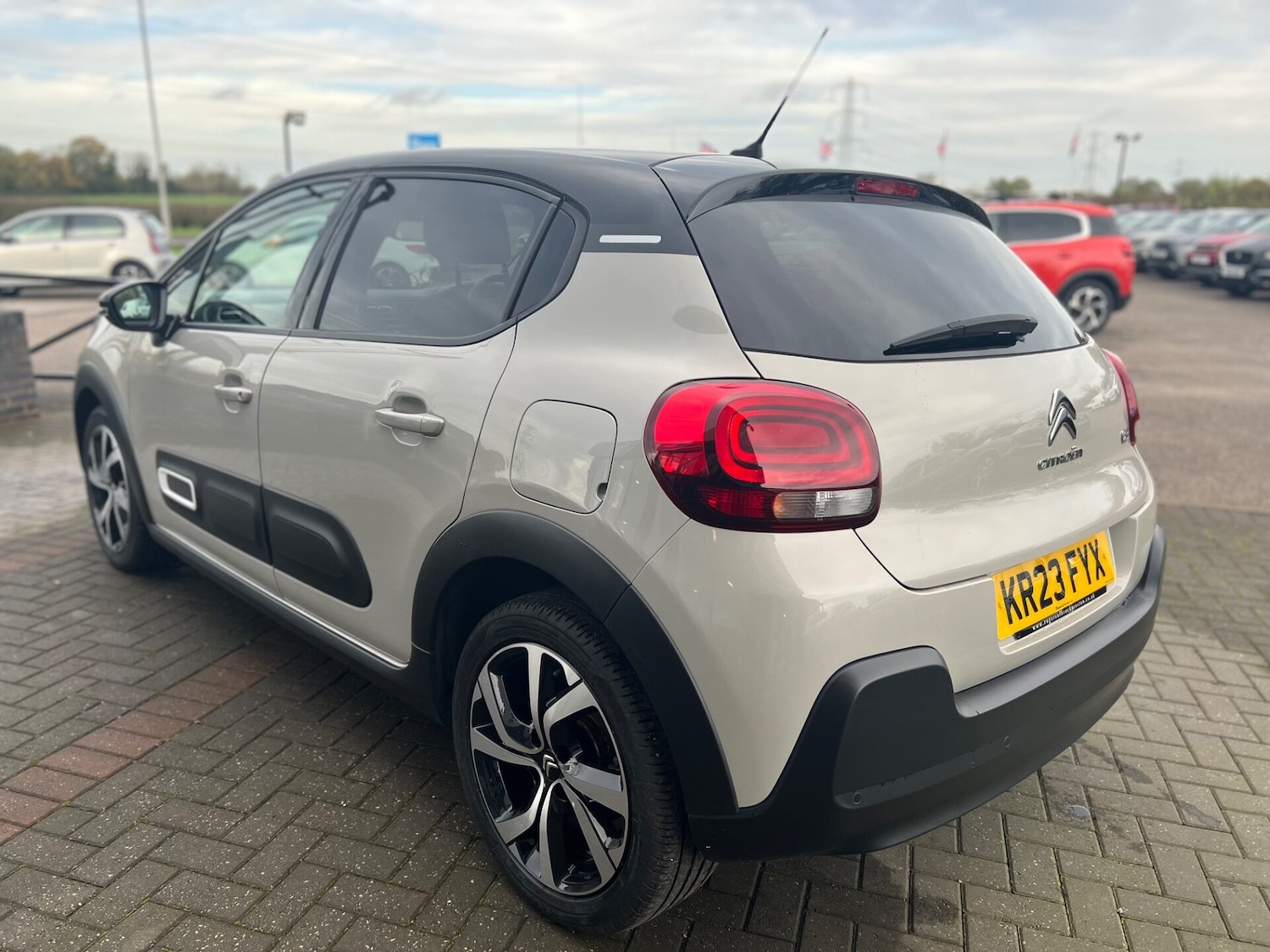 Used Citroen C3 2023 for sale - 76659817: Photo 9