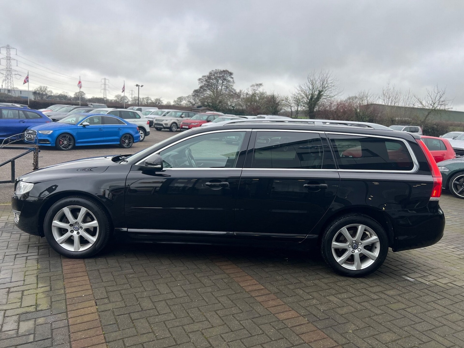 Used Volvo V70 2016 for sale - 77915556: Photo 11