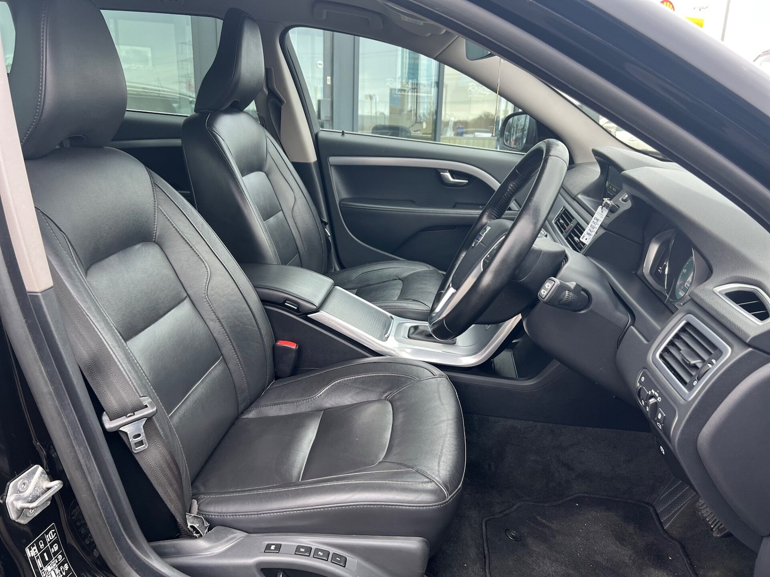 Used Volvo V70 2016 for sale - 77915556: Photo 17