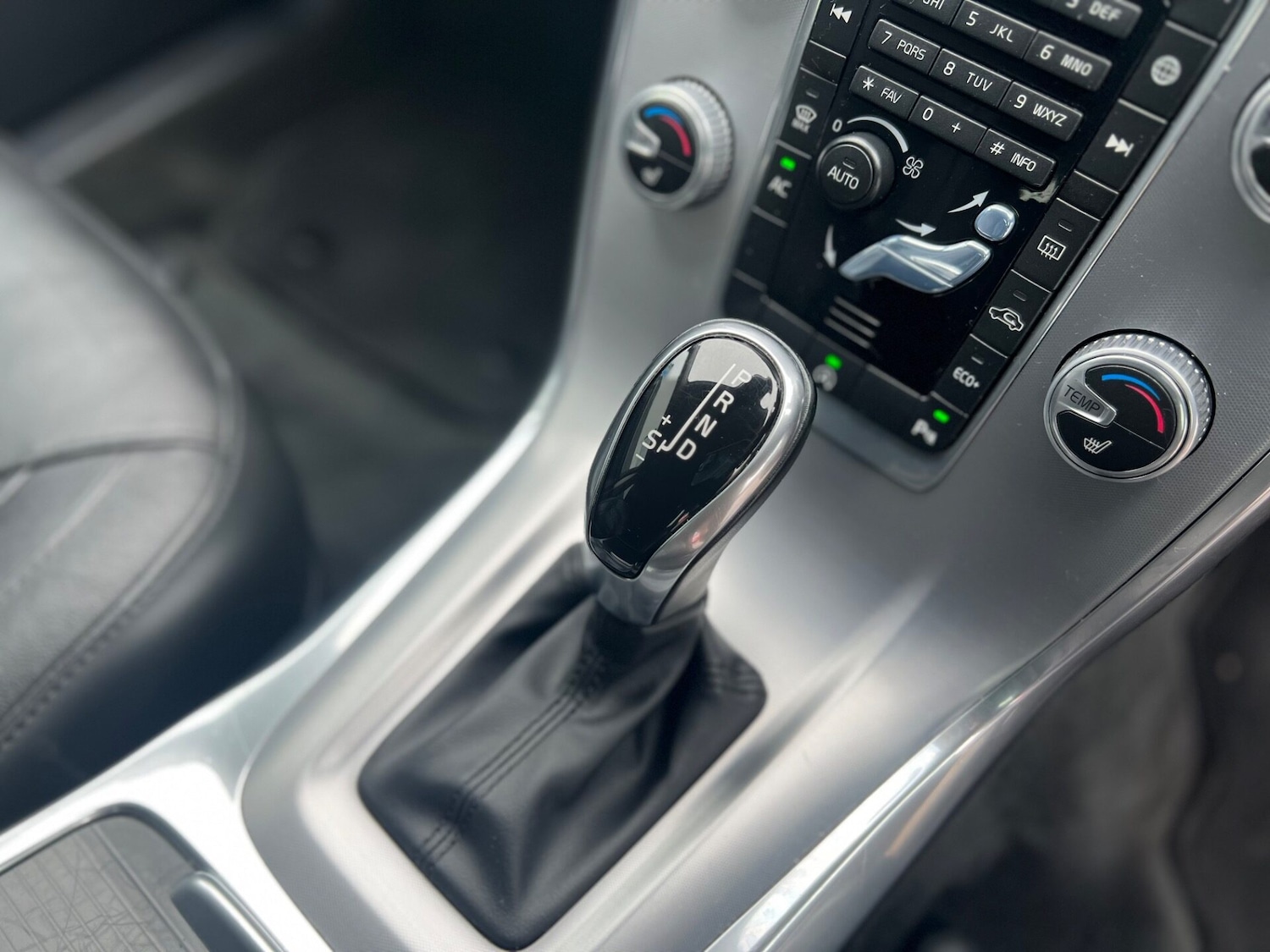 Used Volvo V70 2016 for sale - 77915556: Photo 19