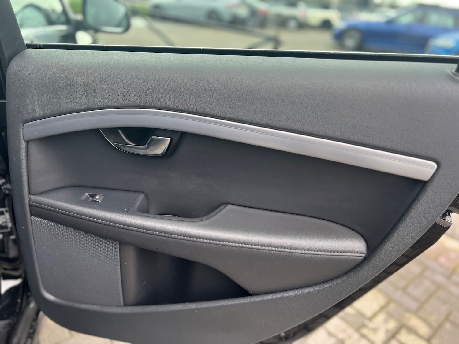 Used Volvo V70 2016 for sale - 77915556: Photo 24