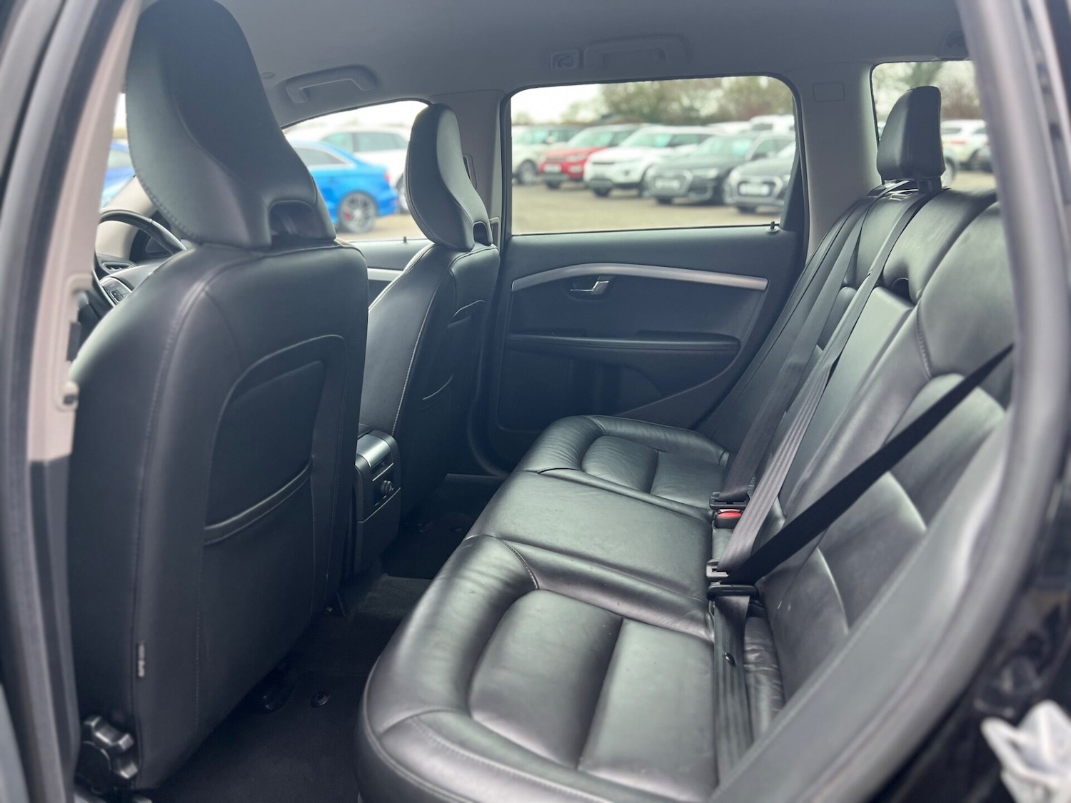 Used Volvo V70 2016 for sale - 77915556: Photo 32