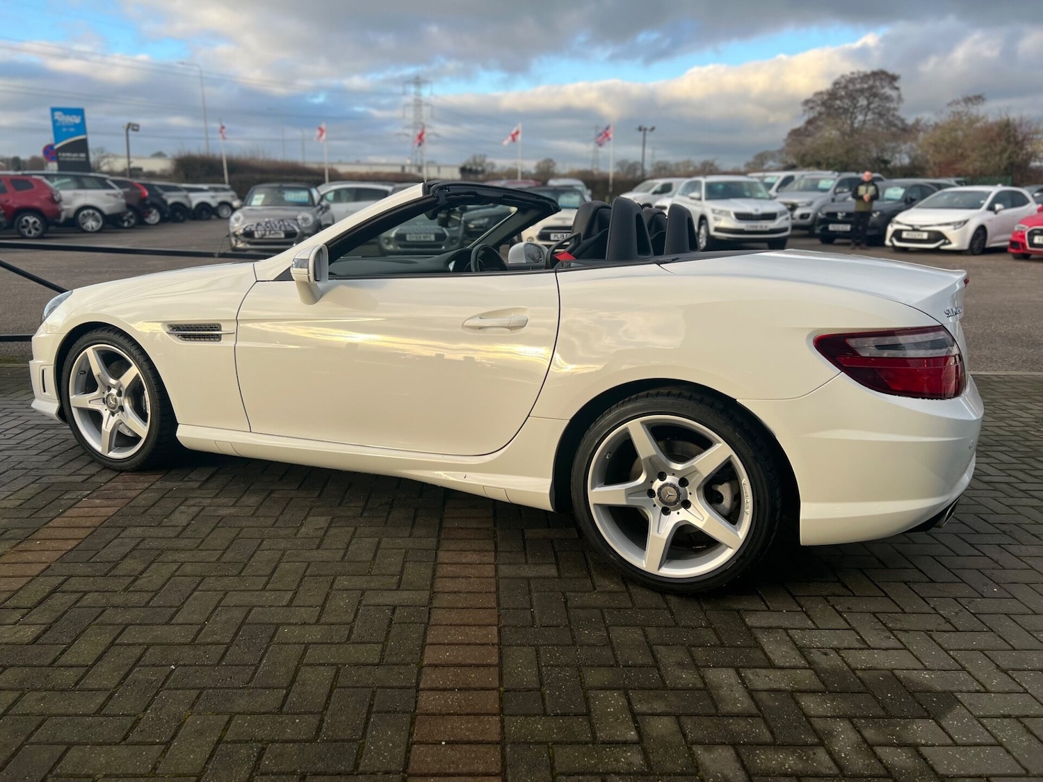 Used Mercedes-Benz SLK 2015 for sale - 77226214: Photo 11
