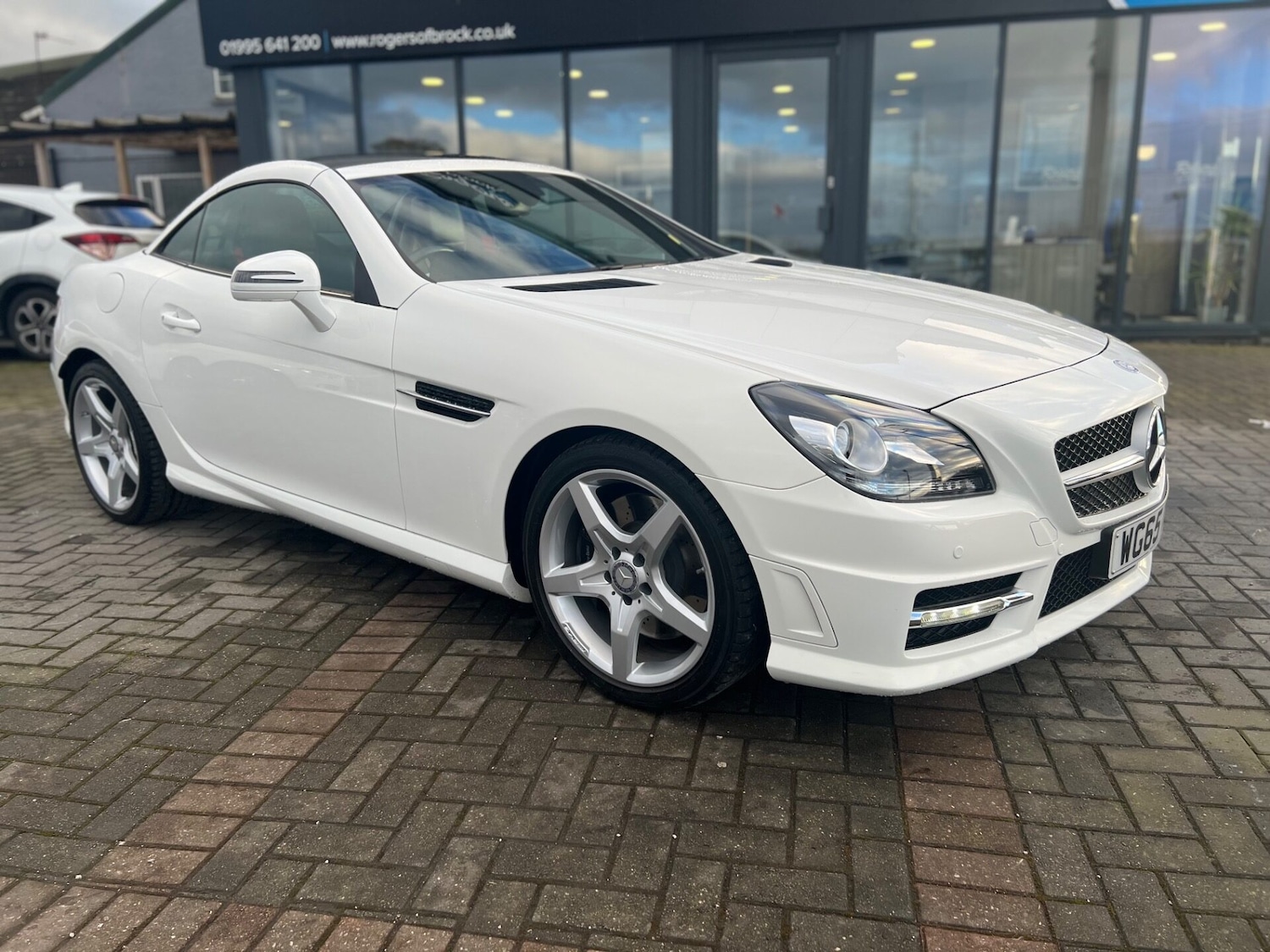 Used Mercedes-Benz SLK 2015 for sale - 77226214: Photo 16