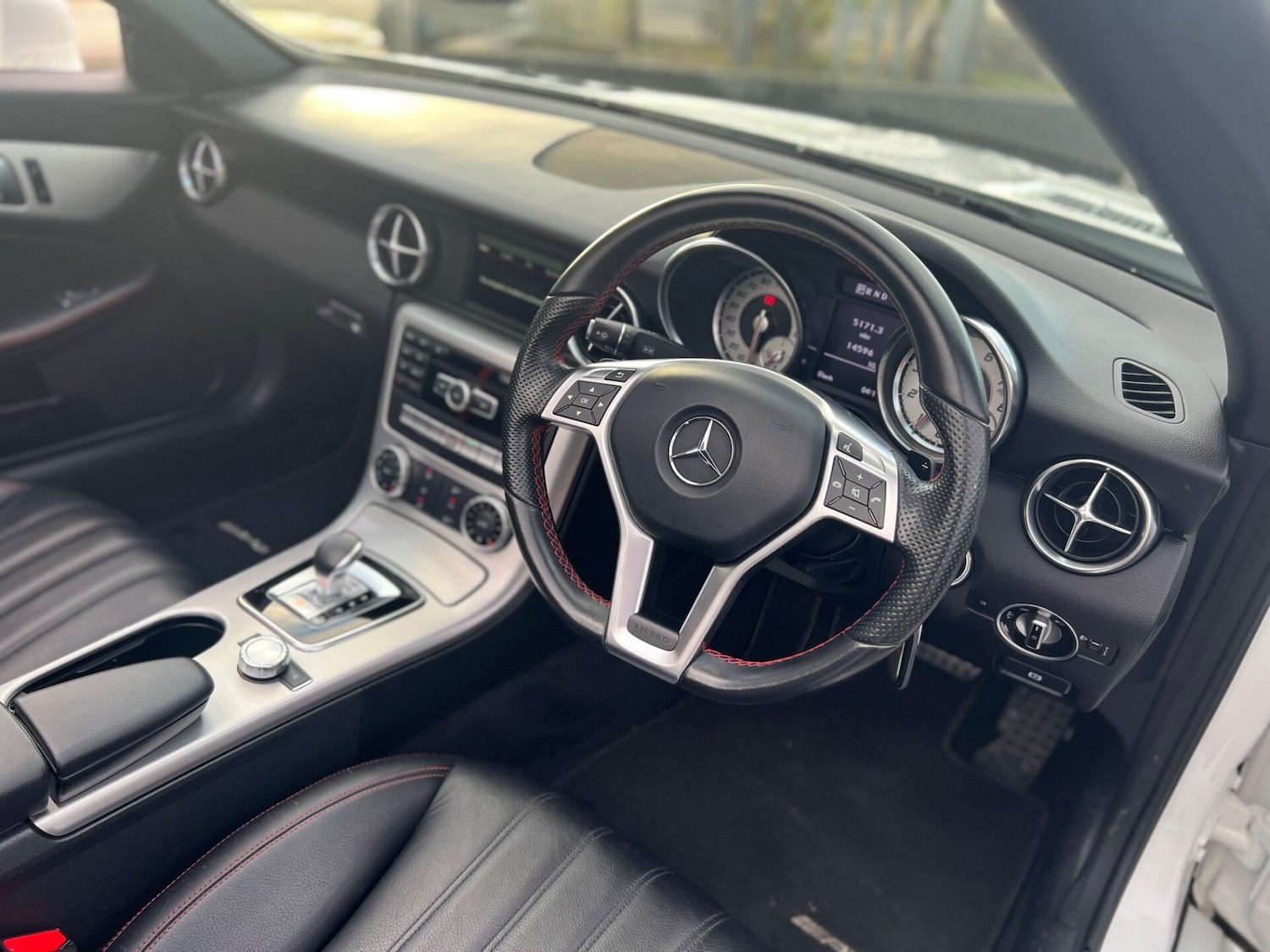 Used Mercedes-Benz SLK 2015 for sale - 77226214: Photo 31