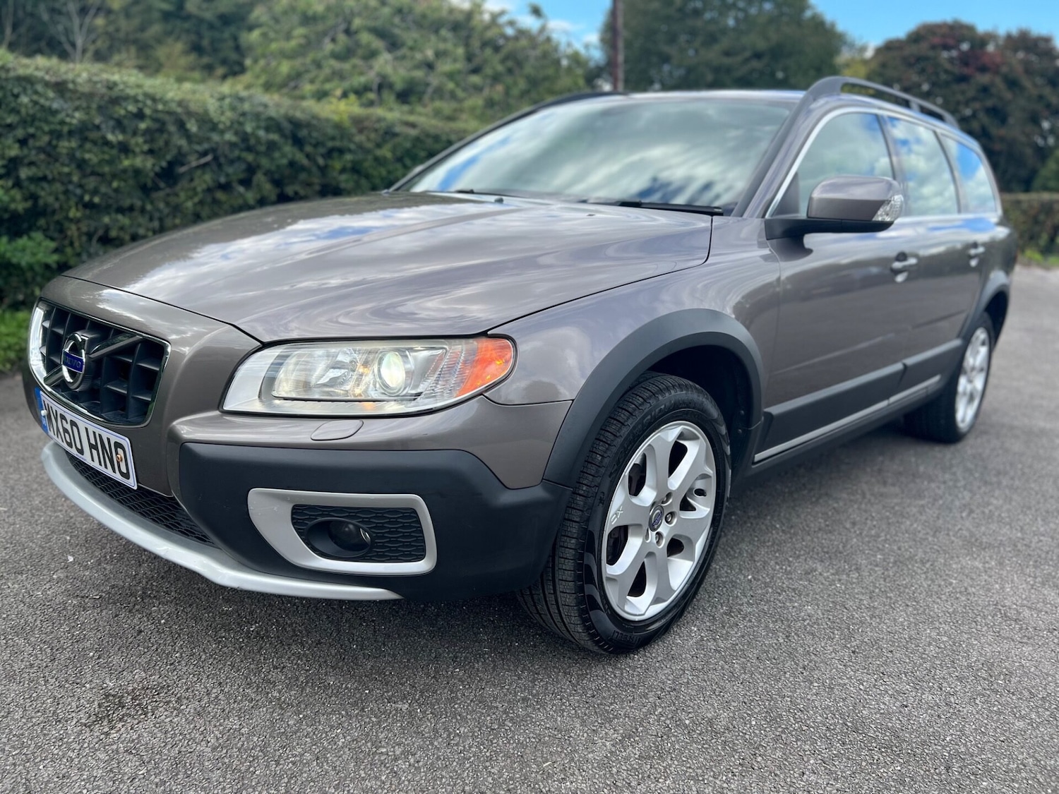 Used Volvo XC70 2011 for sale - 76659804: Photo 10