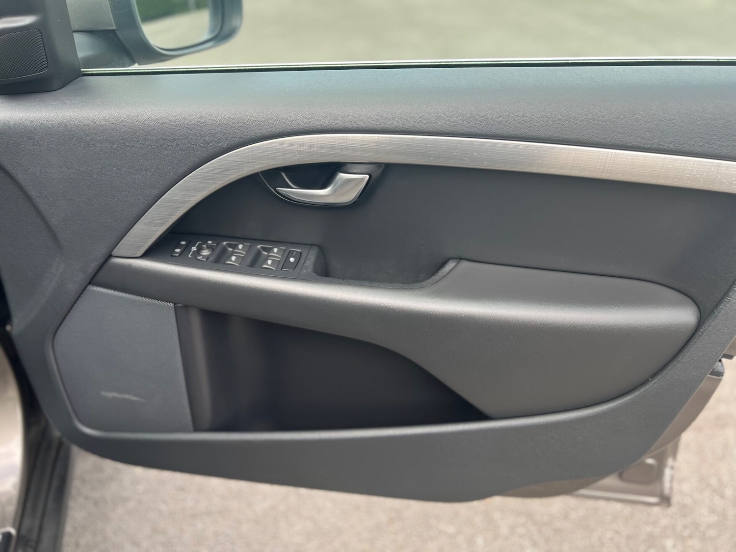 Used Volvo XC70 2011 for sale - 76659804: Photo 18