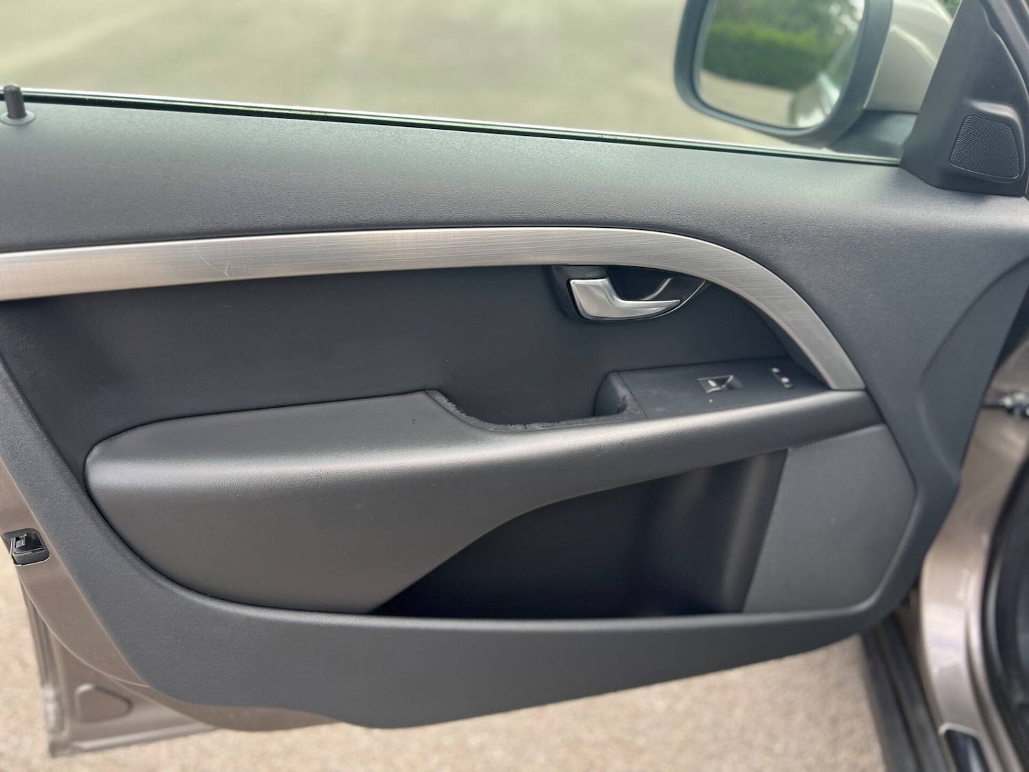 Used Volvo XC70 2011 for sale - 76659804: Photo 27