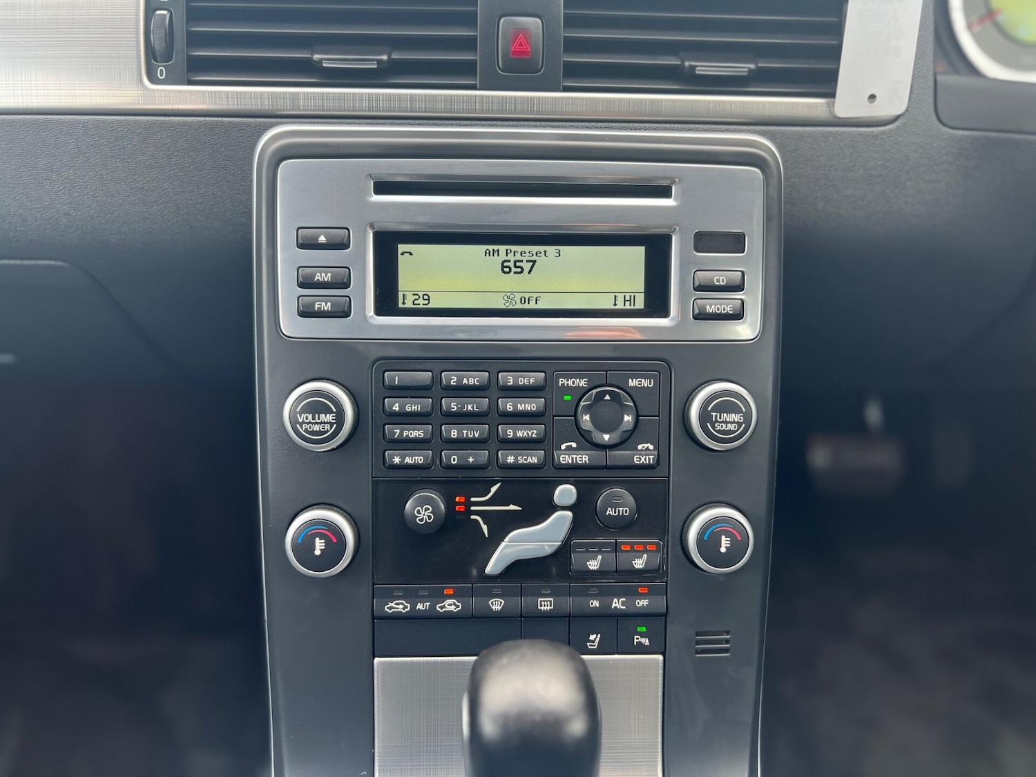 Used Volvo XC70 2011 for sale - 76659804: Photo 33