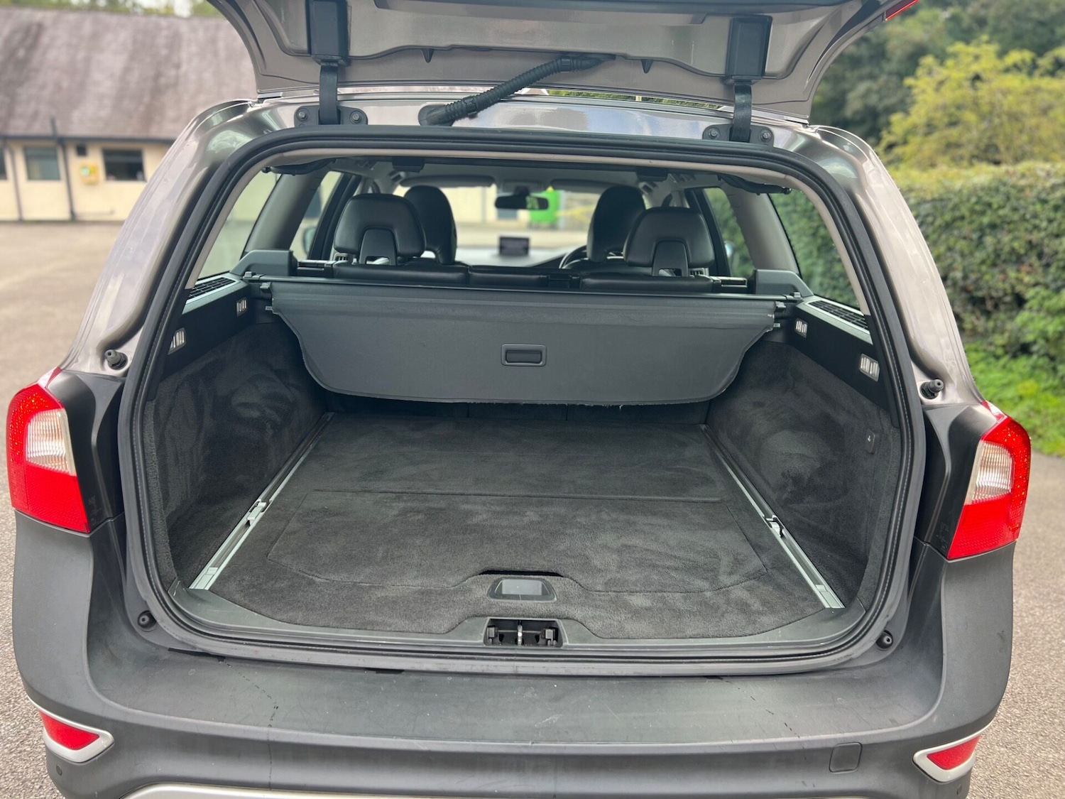 Used Volvo XC70 2011 for sale - 76659804: Photo 34